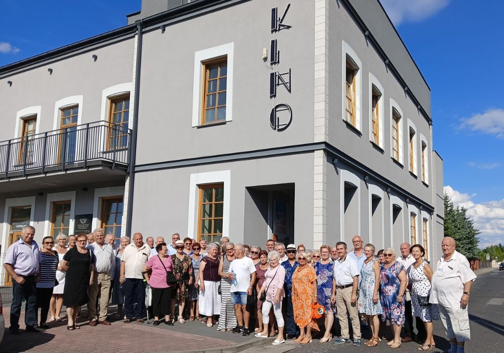 images/stories/2023/kinowaniedzieladuza.jpg#joomlaImage://local-images/stories/2023/kinowaniedzieladuza.jpg?width=1000&height=700