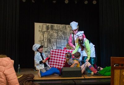 zamkowe spotkania teatralne